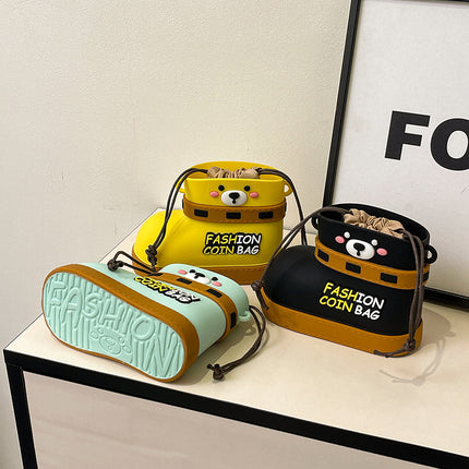 Adjustable Silicone Crossbody Bag – design and finish