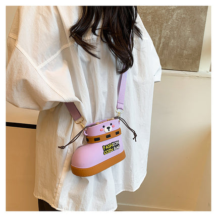 Adjustable Silicone Crossbody Bag – shape and profile