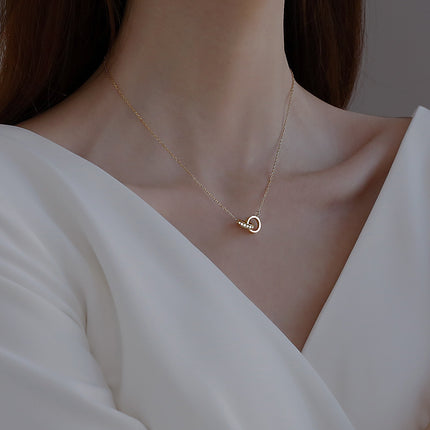 2pc Elegant Interlocking Rings Pendant Necklace with Zirconia Accents - Copper Base, Minimalist Jewelry(Rose gold)