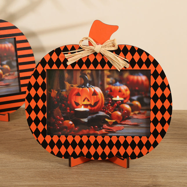 Black and Orange Plaid Pattern Festive Pumpkin Photo Frame