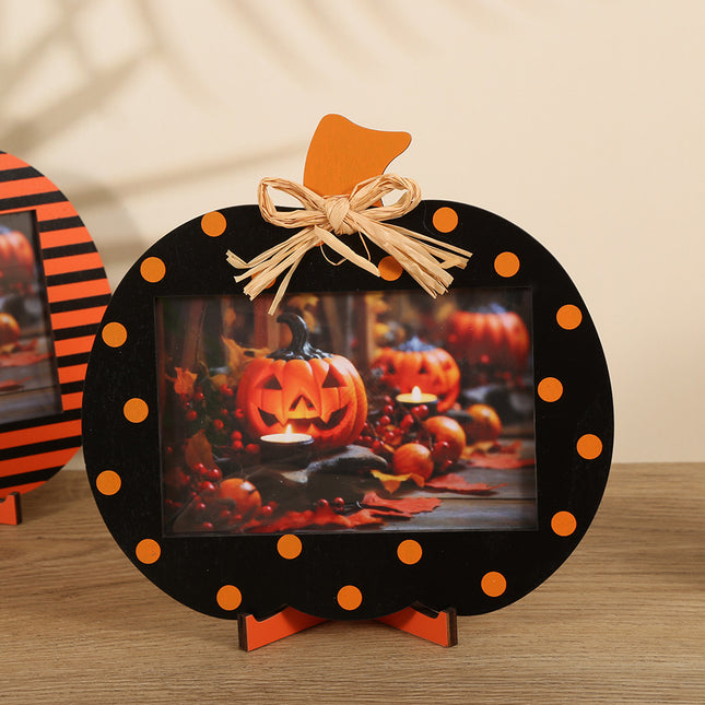 Black and Orange Polka Dot Pattern Festive Pumpkin Photo Frame