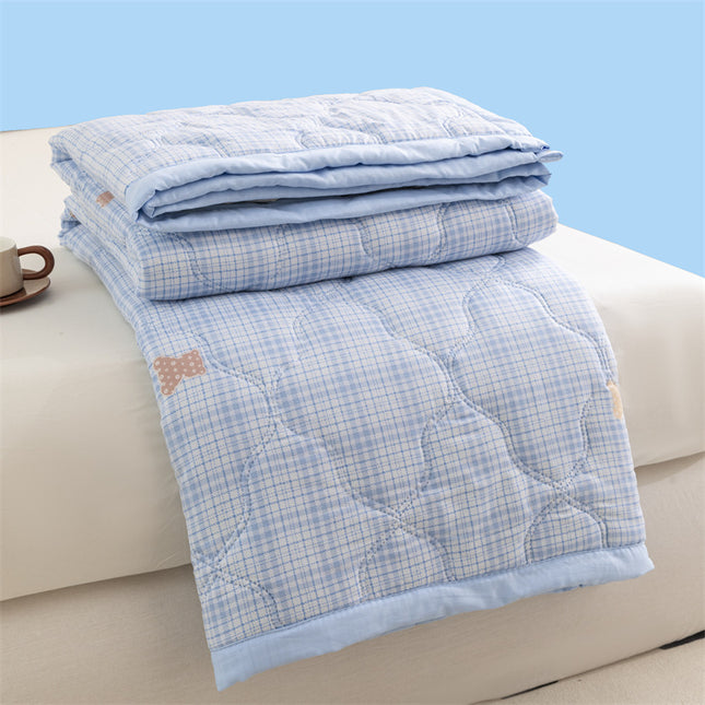 Lightweight Reversible Summer Quilt
