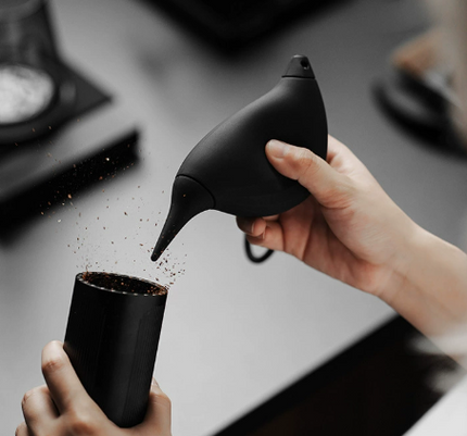 White Powerful Hummingbird Air Blower Manual Dust Cleaner for Coffee Grinders and Camera Lenses 160mm Portable Cleaning Tool