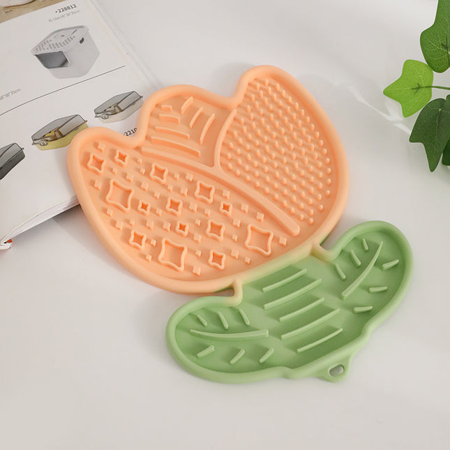 2-Pcs Rouge Powder Tulip Shaped Silicone Pet Licking Mat Slow Feeder