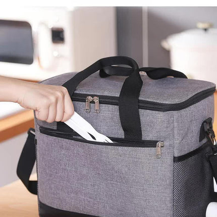 Large 18L Insulated Cooler Bag - Leakproof Thermal Lunch Tote with Shoulder Strap - Heavy Duty Black Picnic Box for Beach, Camping & Work