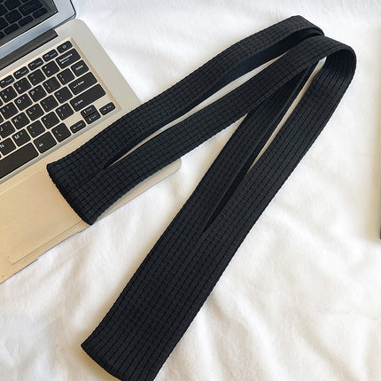 Black High-Elastic Knit Long Phone Sling Bag – Adjustable Crossbody Streetwear Accessory for iPhone with Stretchy Ribbed Design