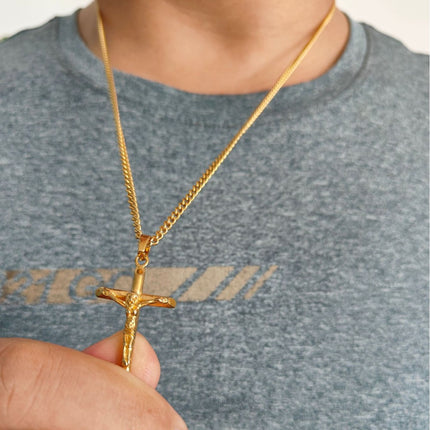 Men's Vintage Gold Cross Pendant Necklace Stainless Steel Titanium Steel Sweater Chain – Luxury Gold Finish with 60cm Box Chain