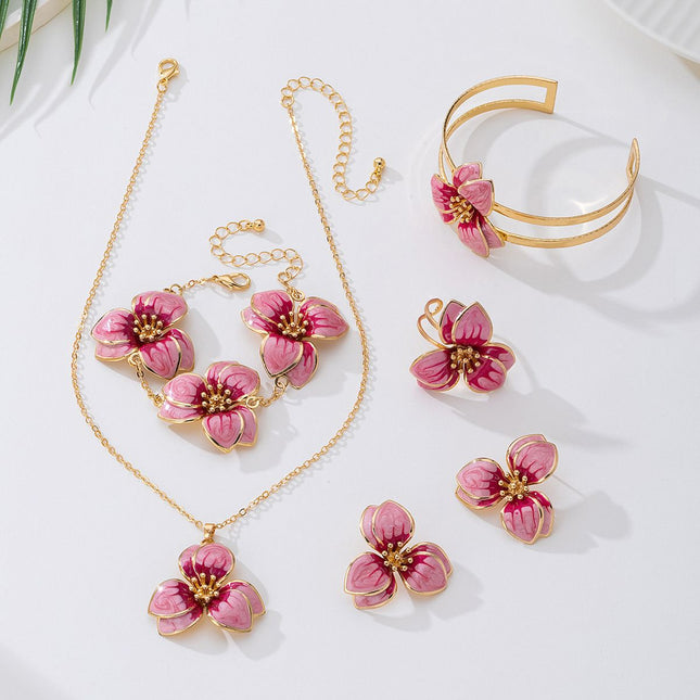 White Floral Enamel Jewelry Set Five-Piece Alloy Accessory Collection with Minimalist Botanical Design