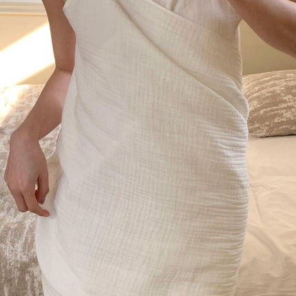 White Linen-Feel Cotton Gauze Bath Wrap – Lightweight, Breathable & Absorbent (65×170 cm)
