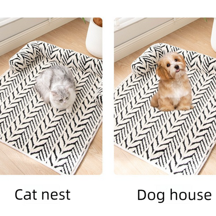 Grey Plush Pet Bed Mat - 60 x 80 cm Polyester Fibre - Thickened Soft Cushion, Scratch Resistant Surface, Non Slip Base for Cats and Dogs