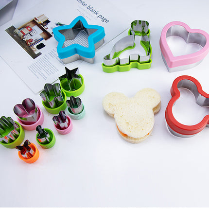 Stainless Steel Food Cutter Set – 12-Piece, Multi-Shape, with PP Press Cover for Sandwich, Cookie, Fruit and Vegetable Use(B)