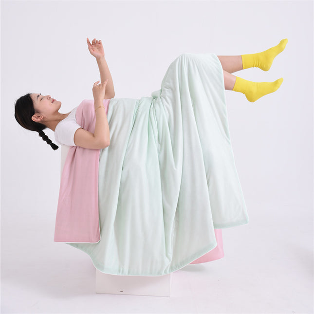 Melon powder Cooling Summer Quilt with Ice Silk Fabric Lightweight Breathable Air Conditioner