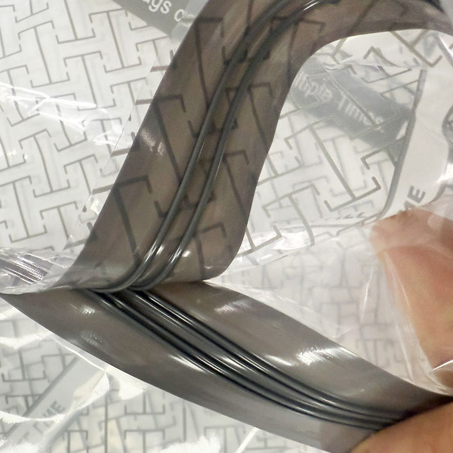 Twelve Vacuum Storage Bags Set with Hand Pump – product detail
