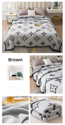 Brown Lucky Four-Leaf Clover 100x150CM Premium Double-Sided Print Flannel Blanket - Soft All-Season Air Conditioning Throw for Office Nap & Travel