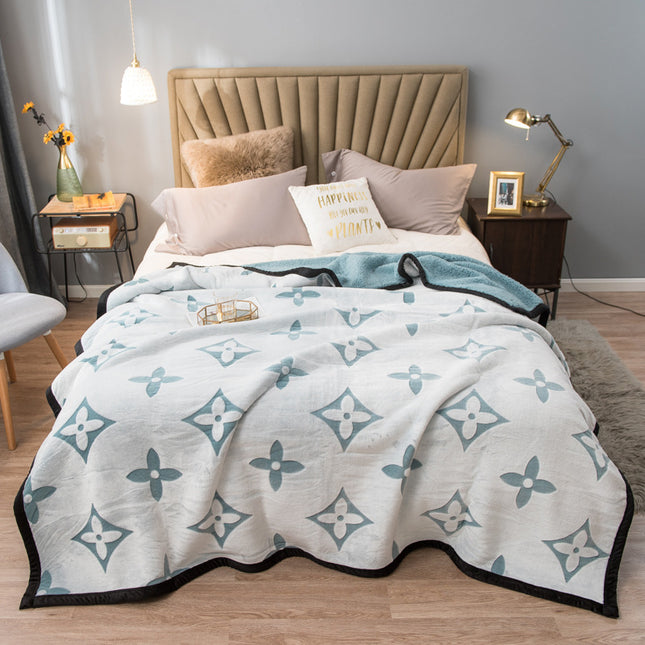 Green Lucky Four-Leaf Clover 100x150CM Premium Double-Sided Print Flannel Blanket