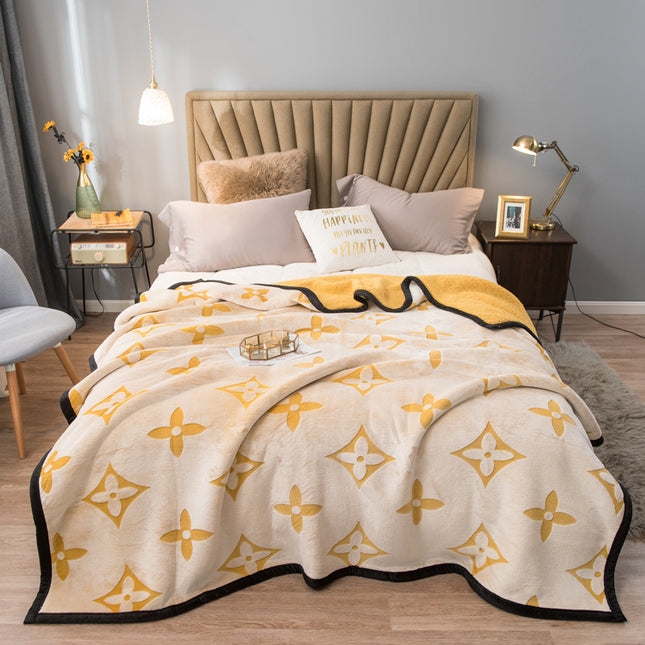 Yellow Lucky Four-Leaf Clover 180x200CM Premium Double-Sided Print Flannel Blanket