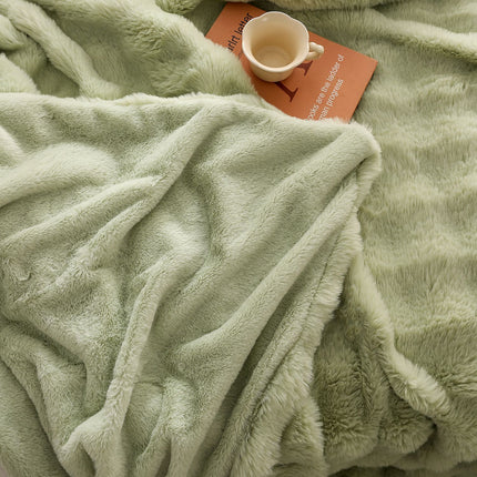Green Luxury Tuscany Fleece Rabbit Fur Bubble – design and finish