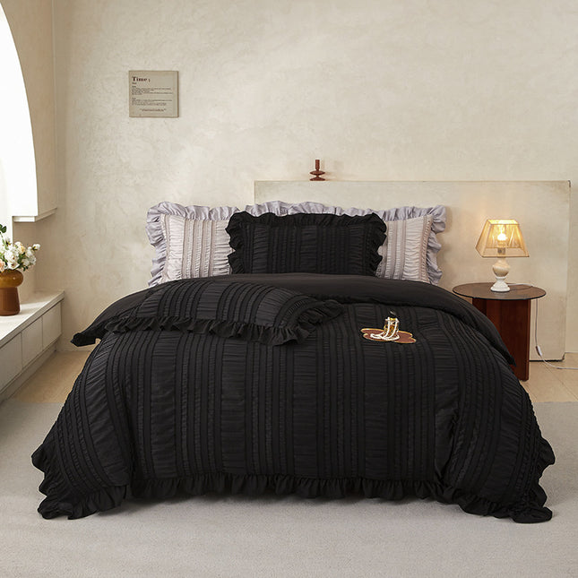 Black Elegant Ruffle Seersucker Duvet Cover with 2PCS Pillow Shams