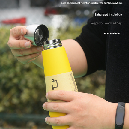 Black Premium 304 Stainless Steel Vacuum Insulated Water Bottle - 532ml Large Capacity Sports Flask with 12-24 Hour Thermal Retention, Leak-Proof Portable Travel Mug for Gym, Office, Car and Outdoor Activities