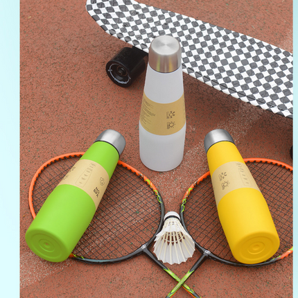 2-piece Green and Yellow Premium 304 Stainless Steel Vacuum Insulated Water Bottle - 532ml Large Capacity Sports Flask with 12-24 Hour Thermal Retention, Leak-Proof Portable Travel Mug for Gym, Office, Car and Outdoor Activities