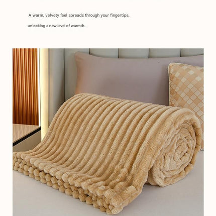 150*200cm Off-white Solid Colour Flannel Throw Blanket - Thick Double-Sided Fleece with Ribbed Texture - Soft throw blanket& Lightweight for Sofa, Bed, Office Nap, Air-Conditioned Rooms - Durable, Machine Washable, Non-Shedding