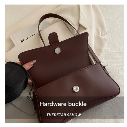 White Fashion Retro Crossbody Bag French Chic Small Shoulder Bag Women’s Baguette Underarm Bag