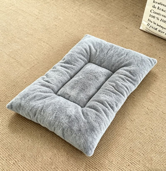40 x 60CM Large Plush Pet Bed Mat for Dogs & Cats Light Grey Double-Sided – product detail