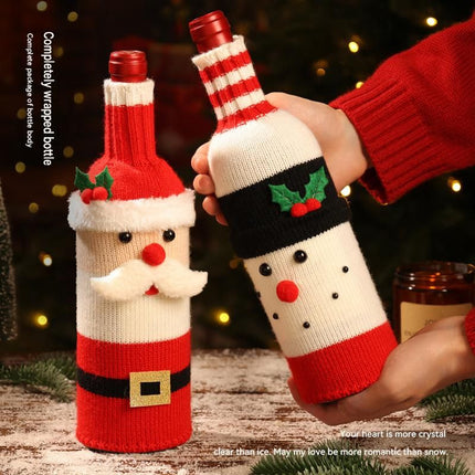 Snowman Designs Style  Knitted Christmas Wine Bottle Cover - Festive Table Decor for Holiday Parties and Home Dining
