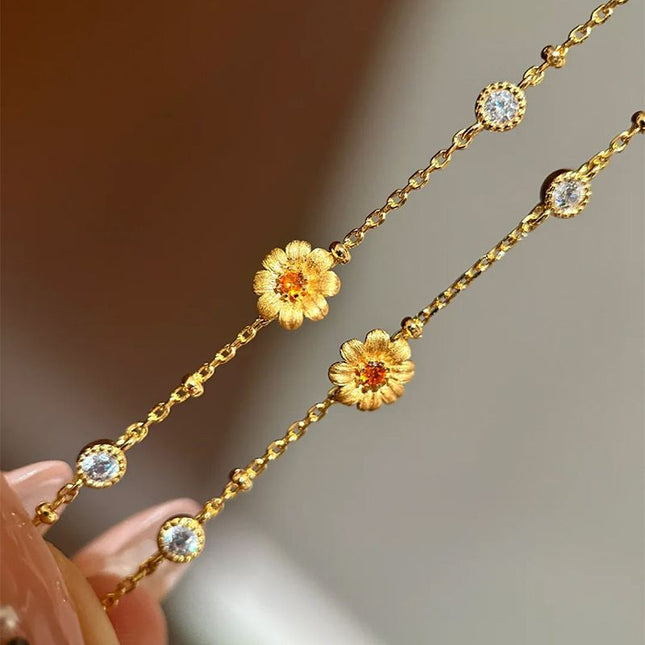 Gold Daisy Flower Necklace for Women Elegant Floral Pendant Collarbone Chain Jewellery Minimalist Gold – product detail