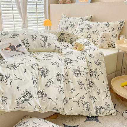 Rose Print Bedding Set - 3 Piece Set - Quilt Cover 200 x 229 cm with 2 Pillowcases 51 x 66 cm - White and Black Floral