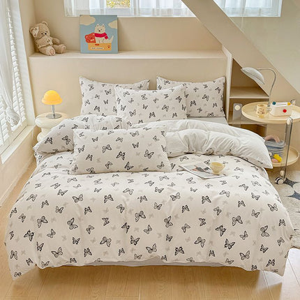 Butterfly Print Bedding Set - 3 Piece Set - Quilt Cover 264 x 229 cm with 2 Pillowcases 51 x 66 cm - White and Black Butterfly Pattern