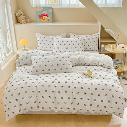 Bow Print Bedding Set - 3 Piece Set - Quilt Cover 200 x 229 cm with 2 Pillowcases 51 x 66 cm - White and Black Bow Pattern