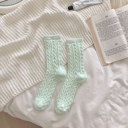 Cable Knit Mid-Calf Socks for Women - 5 Pairs - Stretch Cuff Slouch Style  Green