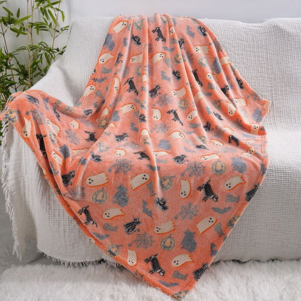 Glow in the Dark Flannel Blanket with Playful Hallowen Pumpkin (S127 / 130 x 150CM) - Versatile Soft Plush Magic Throw Blanket, Durable High Density Woven & Machine Washable for All-Season Use