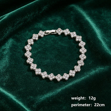 Silver and White Four-Leaf Clover Zircon Bracelet - Gold-Tone Alloy Lucky Charm Wristband with Full Crystal Pave, 22cm Elegant Fashion Jewellery for Women