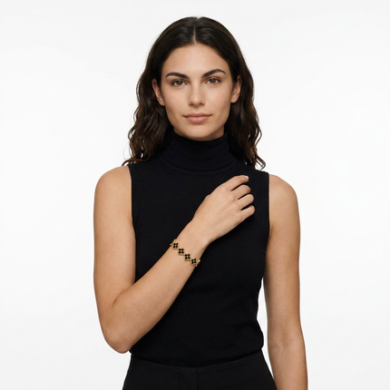 Gold and Black Four-Leaf Clover Zircon Bracelet - Gold-Tone Alloy Lucky Charm Wristband with Full Crystal Pave, 22cm Elegant Fashion Jewellery for Women