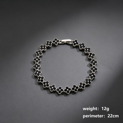 Silver and Black Four-Leaf Clover Zircon Bracelet - Gold-Tone Alloy Lucky Charm Wristband with Full Crystal Pave, 22cm Elegant Fashion Jewellery for Women
