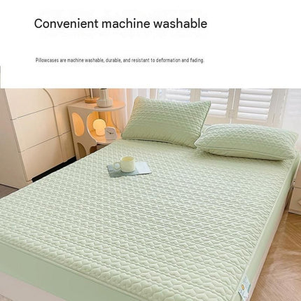 Skin-friendly and comfortable Pillow Protector 48x74cm White（Pack of 1 pair）- Sweat and Oil Resistant Polyester Pillowcase with Quilted Padding, Easy Clean Bedding Cover for Home Use