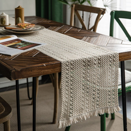 Beige Woven Table Runner - 30 x 160 cm Natural Jute and Cotton Rope Table Decor with Tassel Ends for Dining Tables, Kitchens and Seasonal Styling