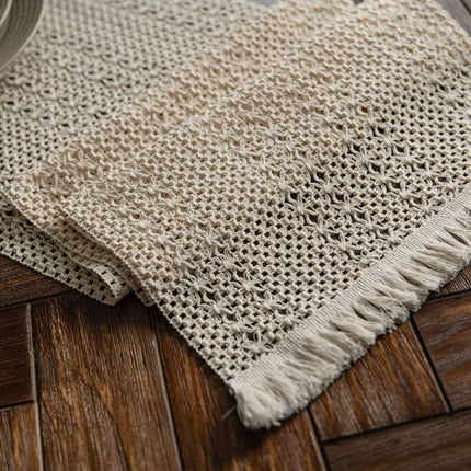 Beige Woven Table Runner - 30 x 160 cm Natural Jute and Cotton Rope Table Decor with Tassel Ends for Dining Tables, Kitchens and Seasonal Styling