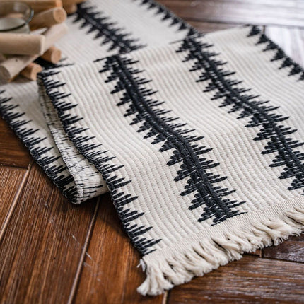 Black and White Narrow Stripe Woven Table Runner - 30 x 160 cm Cotton Linen Runner with Fringe Ends for Dining Tables, Kitchens and Seasonal Decor
