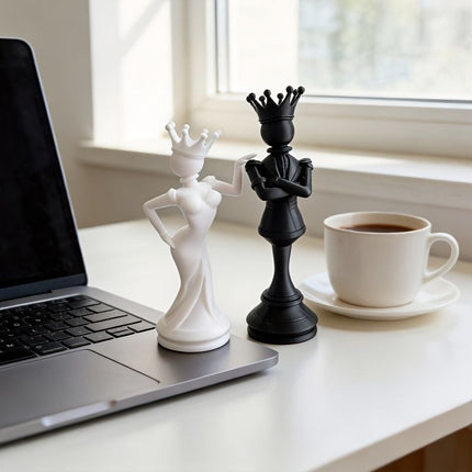 3D Printed Chess King and Queen Figurine Set - Creative Crowned Couple Sculptures, Modern Desktop Ornament for Home, Office, Shelf and Gift Decor