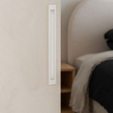 5306.WHT | Verve Flush Pull Concealed Fixing 300mm Matt White | Zanda Architectural
