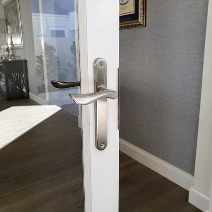 7046.PA.BN | Astron Juno Longplate Door Lever Handle Passage Set Brushed Nickel | Zanda Architectural