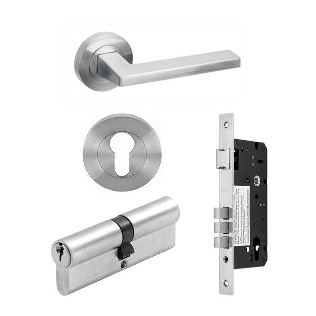 7110.1.SC | Vector Door Handle Lever on Round Rose Entrance Set 60mm (Key/Key) Satin Chrome | Zanda Architectural