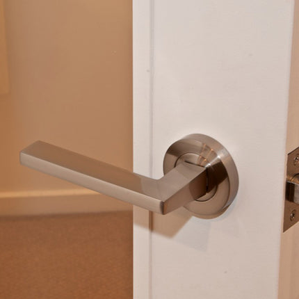 7110.3.BN | Vector Door Handle Lever on Round Rose Entrance Set 70mm (Key/Key) Brushed Nickel | Zanda Architectural